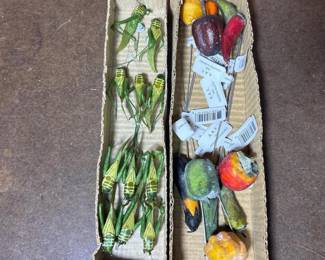379 vintageminiatureartificialinsectand
