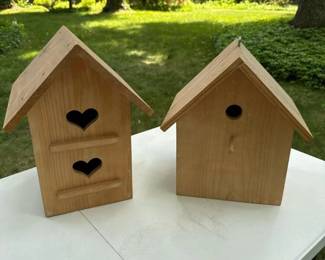 324 pairofwoodenbirdhouses