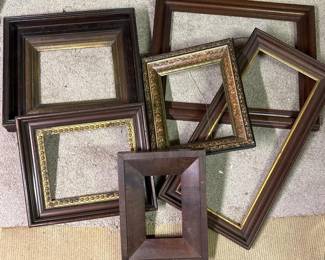 116 mixedwoodenpictureframesnoglass
