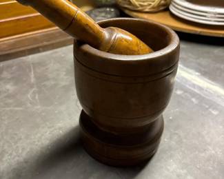 041 largevintagewoodenmortarandpestles