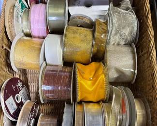 121 assorteddecorativeribbonspools