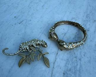 432 anntaylorleopardrhinestonebroochhin