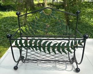 199 vintagemidcenturymetalmagazinerack