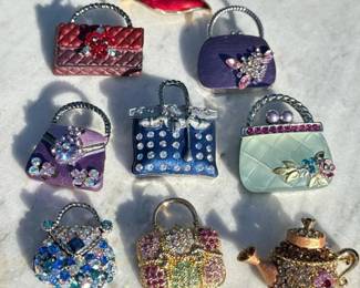 425 vintagerhinestonebroochpins