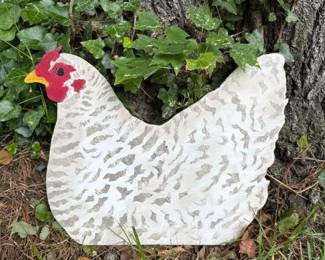 311 paintedwoodenchickendecor