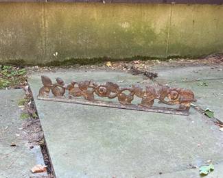 398 vintagecastironfloralgardenedging