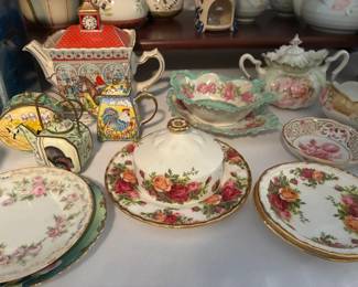 Royal Albert "Old Country Roses" butter dish and saucers