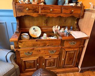 Cupboard w/Dry Sink