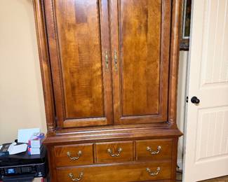 TV Armoire 