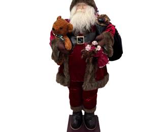 Tall Santa!