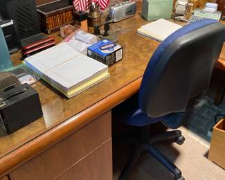 desk, office supplies