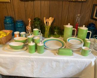 1960s canister sets, 1965 "Emerald Isle" dishes