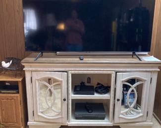 Samsung smart TV, entertainment center