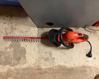 electric hedge trimmer