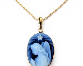 14k Gold Necklace With Angel Pendant 2.2g