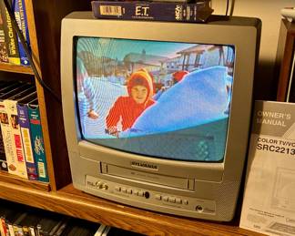 Sylvania TV VCR combo 