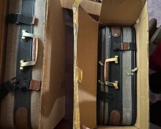 Vintage Oscar De LaRenta Luggage New in Original Box