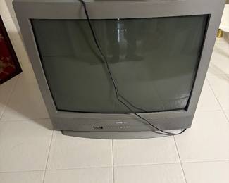 Lordy another big thick TV that actually are selling better than a newer flat screen!!