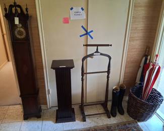 Valet and pedestal are sold