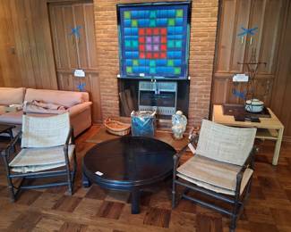 Painting, concrete angel, round table are sold