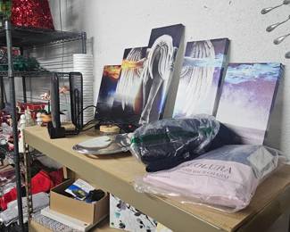 Decor & dresses