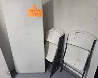 Fiberglass table and 8 folding chairs