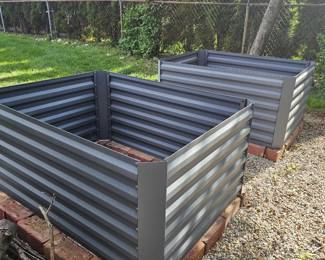 Raised garden beds