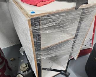 Sewing cutting table