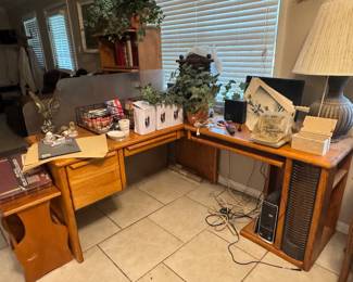 Desk, lamps, home decor