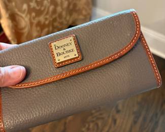 Dooney & Bourke