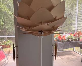 $25 - Artichoke Floor Lamp