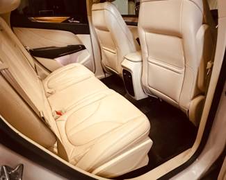 2015 Lincoln MKC - 4 Door Wagon / Sport Utility 2.3L, All Wheel Drive, Runs great, 36K Miles, Bump on the back but very clean. 