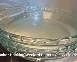 Anchor Hocking Wexford Pattern Glass Pie Plate Set