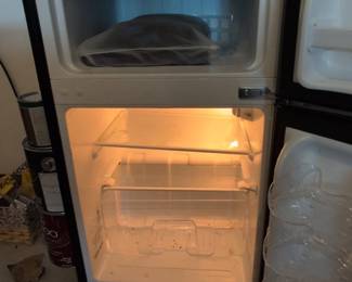Hisense Compact Refrigerator second image
