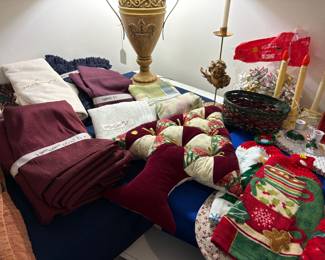 Linens in very good condition
