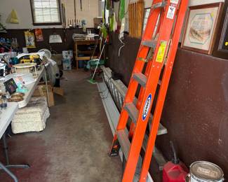 Extension 24' ladder and 6' fiberglass stepladder, 1 piece of gutters