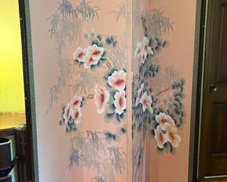 4 Panel Screen