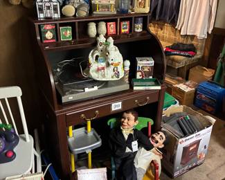 Wooden Desk, Misc Decor