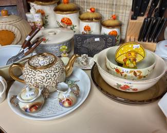 Mixing Bowls, Plates, Kettles