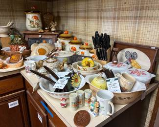 Vtg Salt & Pepper Shakers, Mugs, Msc Faux Teak 17 Set, Japan 24 Piece Flatware Set, Casserole Dishes, MIxing Bowls, Vtg Mushroom Canisters, Wooden Bread Box