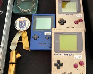 Vtg Gameboys
