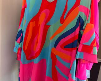 Fun vibrant colored top