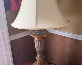 Traditional Table Lamp