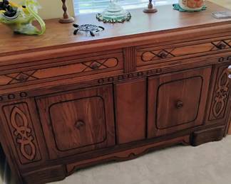 estate buffet