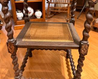 Carved Oak Barley Twist Lamp Table / Side Table Style: Jacobean Revival