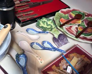 Wildflower Lane Estate Sales, helping Sugar Land homeowners transition with care, features beautiful display-worthy treasures.