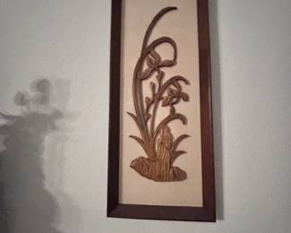 Wildflower Lane Estate Sales, Sugar Land's Estate Sale Experts, showcases home furnishings and decorative treasures.