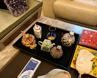 Wildflower Lane Estate Sales, Sugar Land's Estate Sale Experts, presents necklaces, earrings, bracelets, and rings.