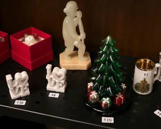 Wildflower Lane Estate Sales, your local estate sale experts, showcases kitchen treasures and household goods.