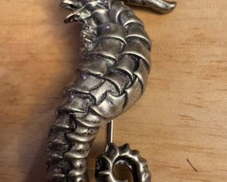 Sterling seahorse pin